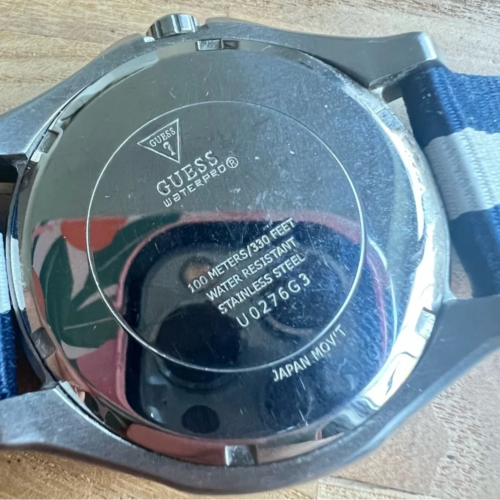 Guess waterpro blue and white nautical watch NEW BATTERY